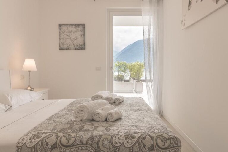 Appartamento con piscina a Cremia, Azalea, piscina condivisa vista Lago di Como