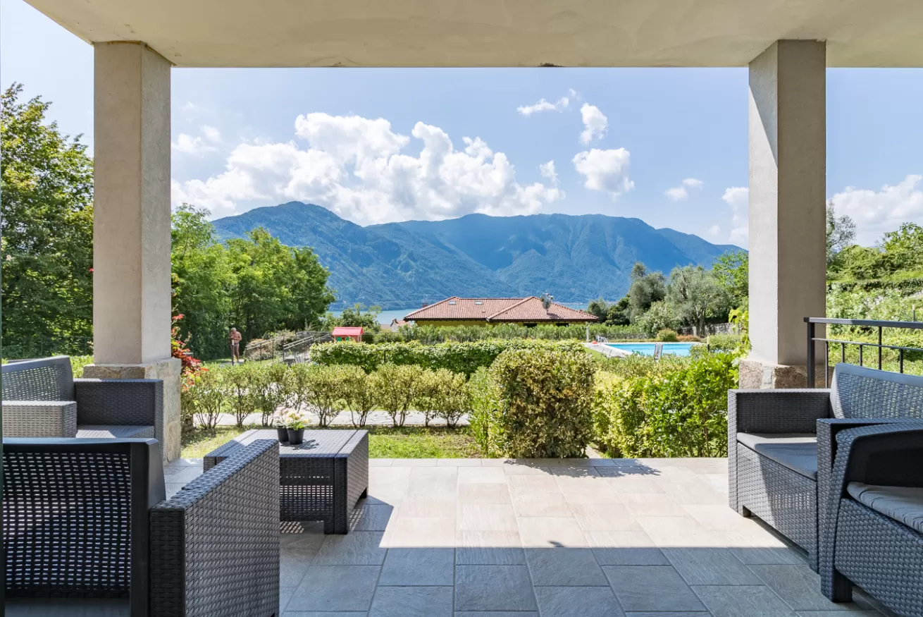 appartamento con terrazza a Tremezzina