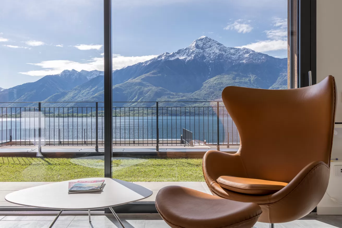 appartamento con piscina a Gera Lario