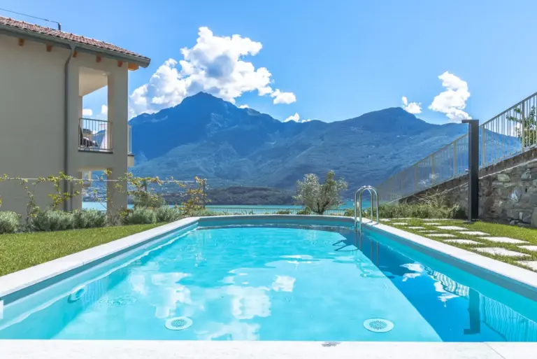 Appartamento di Design con Terrazza e Piscina sul Lago di Como | Apartment Veronika, with swimming pool and a private terrace with lake view - Domaso, Como Lake | Veronilka 3