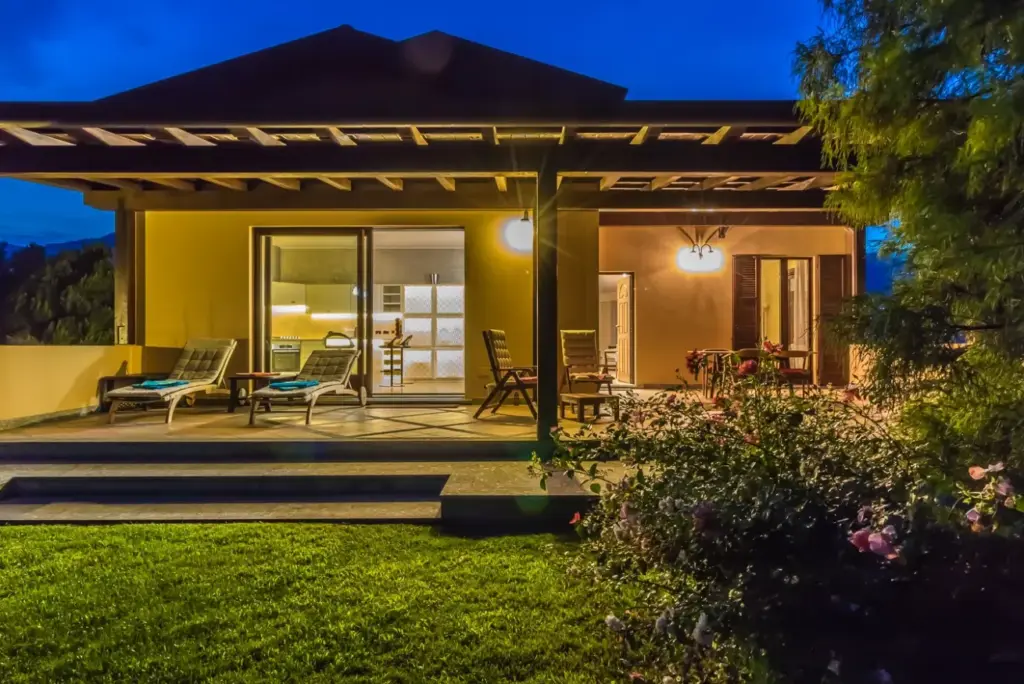 villa con piscina privata a Bellagio — Villa La Perla, dimora di lusso con vista Lago di Como